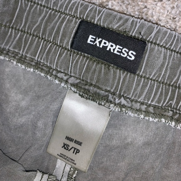 Express Dark Green / Gray Laced High Waist shorts size XS - Picture 7 of 9